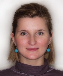 Paediatric dentist A. I. Krylova is an enthusiastic user of dental matrices. Paediatric dentist Ms A. I. Krylova and enthusiastic user of Walser dental matrices.