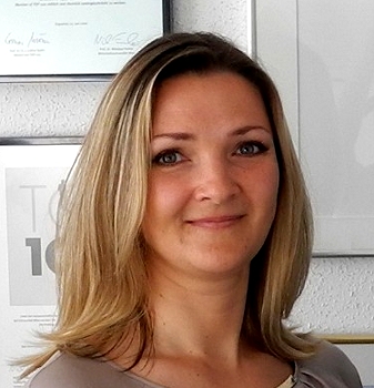 Eine neue Mitarbeiterin berichtet über ihre positiven Eindrücke beim Hersteller für Zahnmatrizen, Dr. Walser Dental Die neu eingestellte Mitarbeiterin für die Stelle mit internationalem Umfeld, berichtet über ihre positiven Erfahrungen bei der Dr. Walser Dental