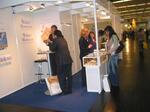 Vorführung von Walser Matrizen auf dem Messestand der Dr. Walser Dental